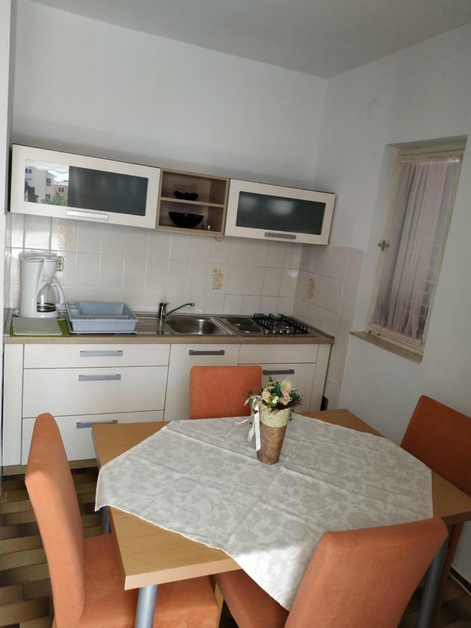 Apartments Merica Novalja Eksteriør bilde